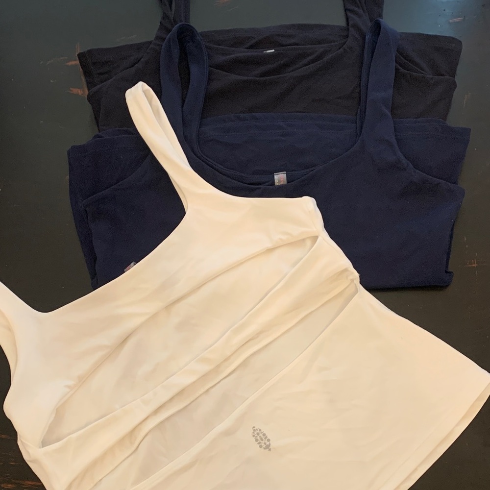 FP Movement by Free People White, Black and Navy Tank Top Set size XL